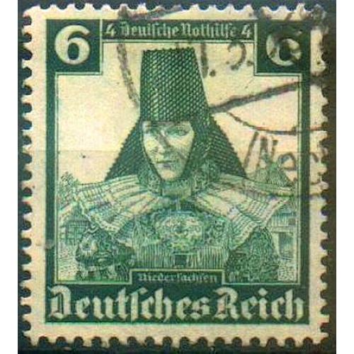1935 - Рейх - Народні костюми 6 Mi.591 _гаш