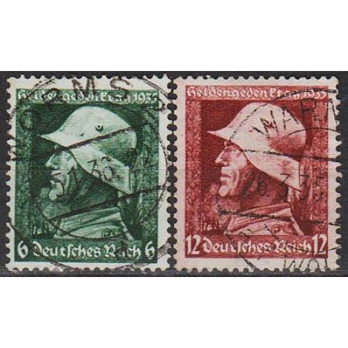 1935 - Рейх - Пам'яті героїв Mi.569-70  _4.0 € _гаш