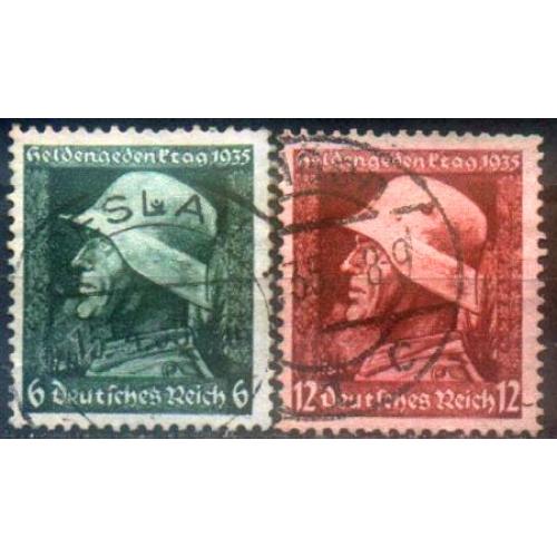 1935 - Рейх - Пам'яті героїв Mi.569-70  _4.0 € _гаш