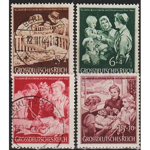 1944 - Рейх - Допомога матері Mi.869-72  _4,0 €