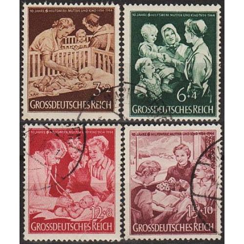 1944 - Рейх - Допомога матері Mi.869-72 _4,0 €