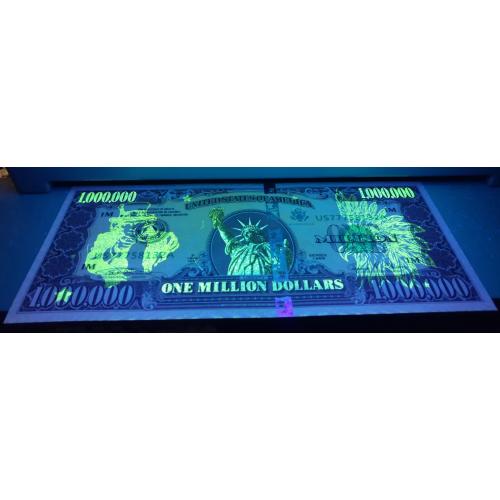  1000000 доларів США 1 мільйон, голограма, УФ.
