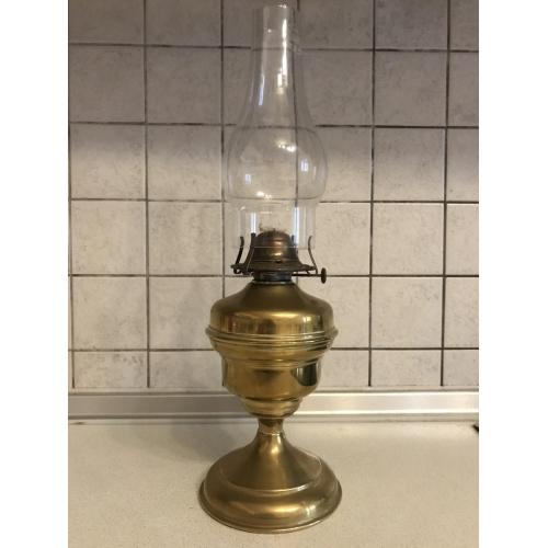 Старинная керосиновая лампа. Бельгия 1960-1970г.