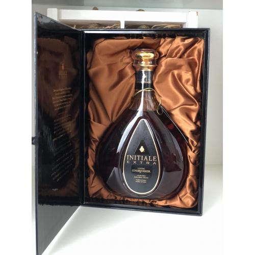 Cognac Courvoisier "Initiale" Extra (+ gift box) 