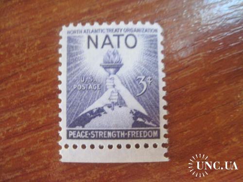США 1952 3 года НАТО факел  **