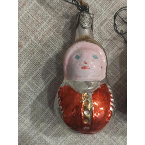 Ялинкові іграшки "Неваляшка" або «Дівчинка у хустинці». 