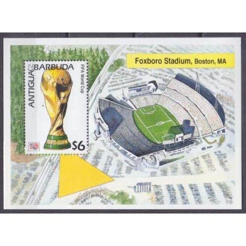 1994 Антигуа и Барбуда 2081/B304 Чемпионат мира по футболу 1994 года в США 6,00 €