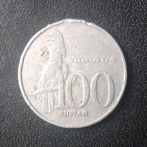 100 рупий 2001 Индонезия