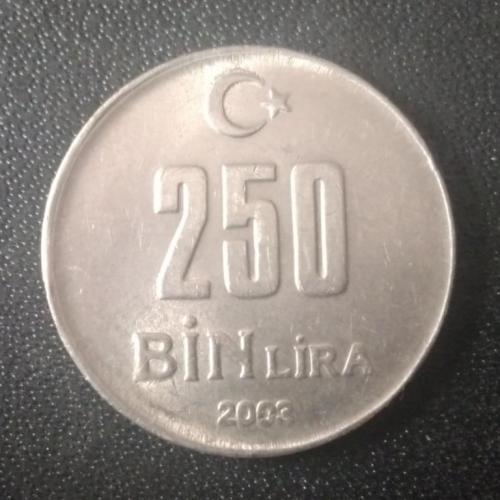 250000 лир 2003 Турция