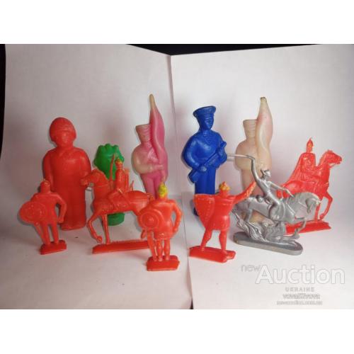 11 фигурок солдат - воинов выпуск при СССР