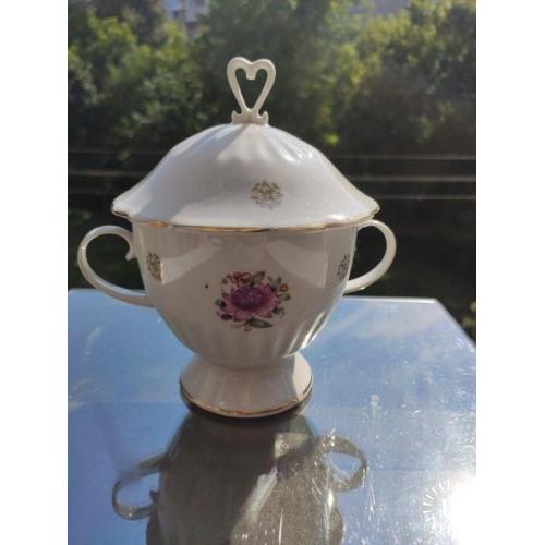 Сахарница фарфор  ссср . 15 см