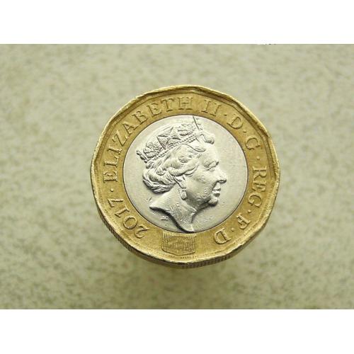  1 фунт Великобританія 2017 рік Єлізавета II (Королева Великобританії та Північної Ірландії) (875)