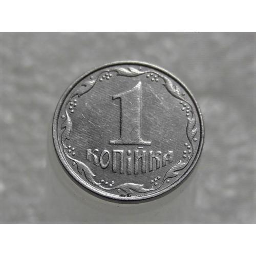 1 копейка Украина 2009 год " Брак, след от прокатки листа, полосы на поле монеты " (494+)