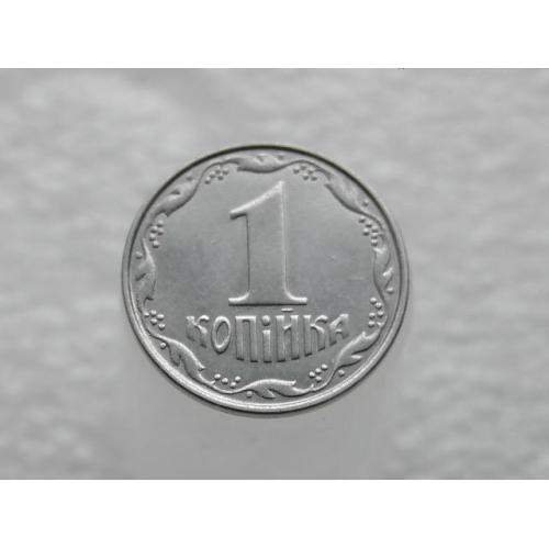 1 копейка Украина 2010 года " БРАК, выкрошка штампа аверса " (170+)