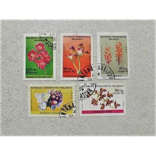   Серія поштових марок Мадагаскар " Флора " 1984 рік
