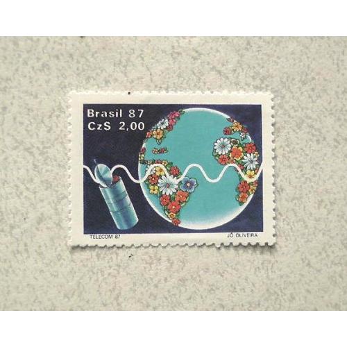  Поштова марка Бразилія " Космос " 1987 рік **