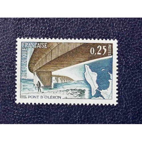  Поштова марка Франція " Інавгурація мосту Олерон Pont d'Oléron " 1966 рік **