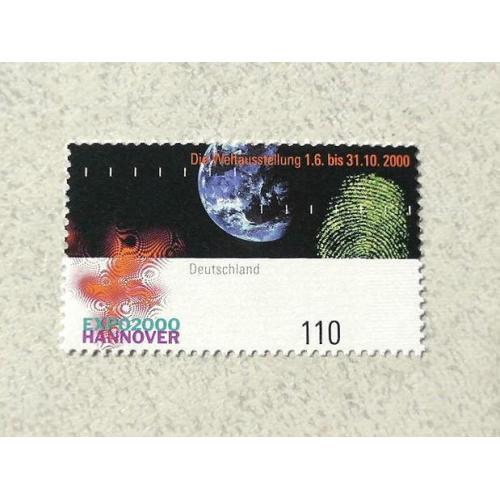  Поштова марка Німеччина ФРН " Космос " 2000 рік **