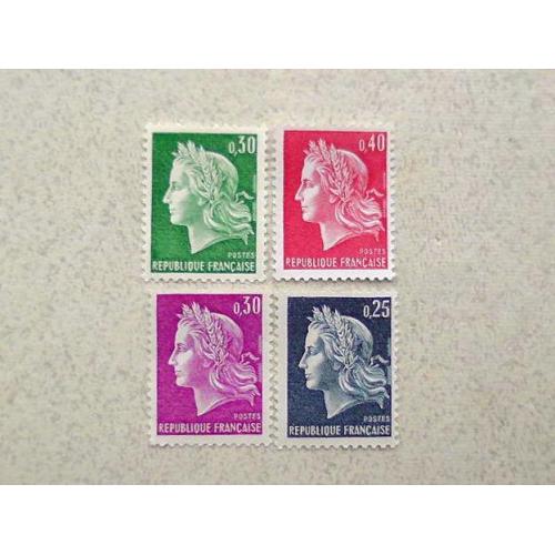  Серія поштових марок Франція " Стандарт " 1969 рік **