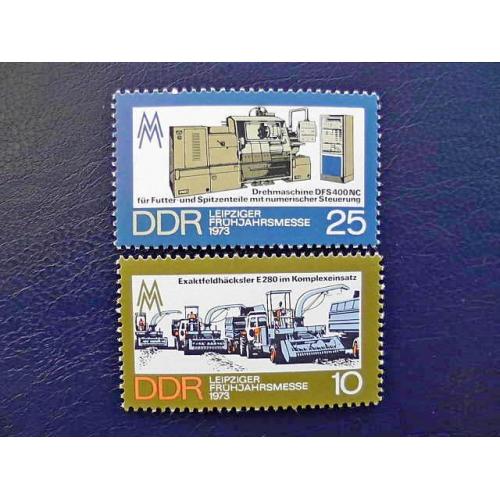Серія поштових марок Німеччина НДР " Техніка, ярмарка " 1977 рік **