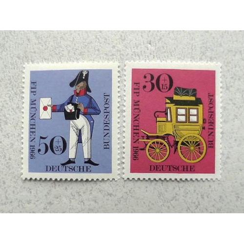  Серія поштових марок Німеччина НДР " Транспорт та почтові робітники " 1966 рік **
