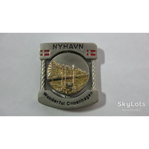 Брелок замок Деталь Nyhavn Нюхавн порт 17 века канал и место отдыха в Копенгагене Дания