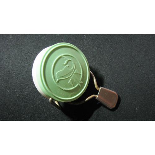 Крышка пробка многоразовая для молочных и кефирных бутылок СССР