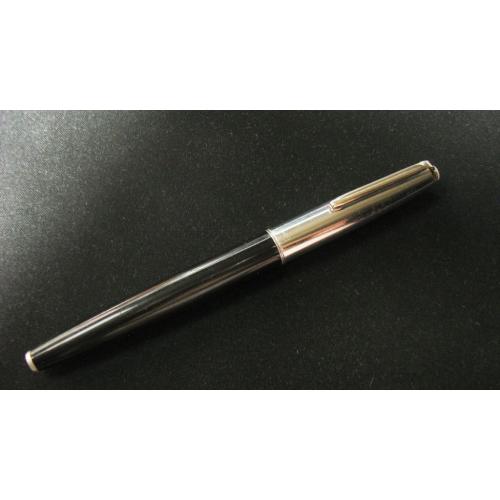 Ручка чернильная перьевая СССР клеймо на колпачке