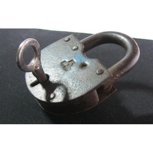 Старинный замок навесной амбарный СССР клеймо