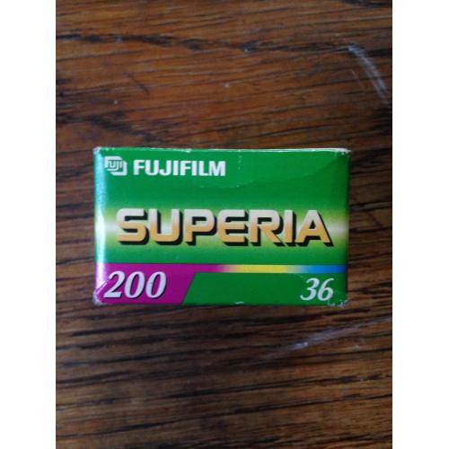 Фотоплівка фотопленка Fujifilm Superia 200. 36 кадрів. Нерозпакована. 
