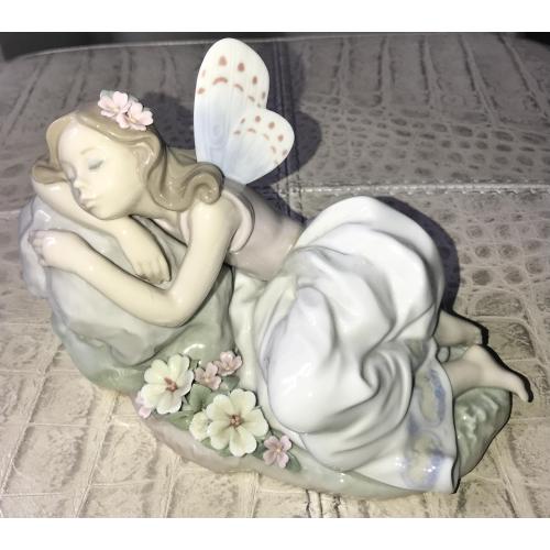 Фарфоровая статуэтка Lladro «Принцесса фей» "Princess of the Fairies"