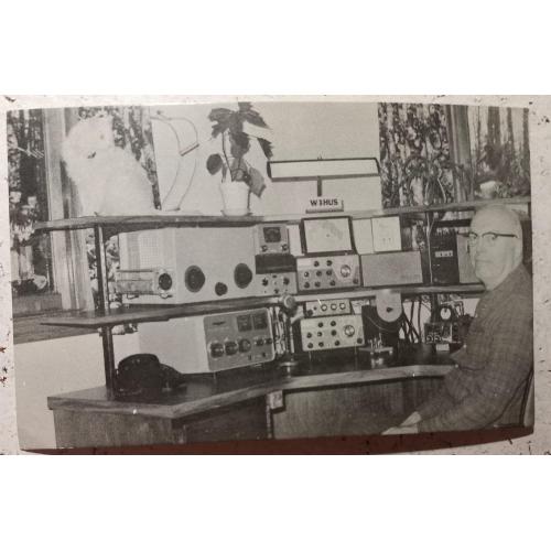 QSL-карточка.  На фото домашняя радиостанция любителя из США. Малверн, Пенсильвания.1972 г.