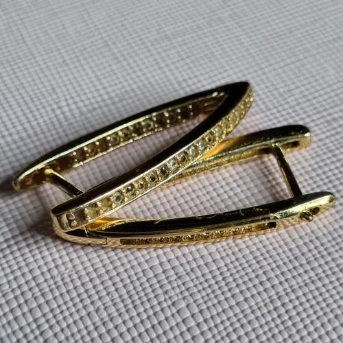 Сережки з медичного золота