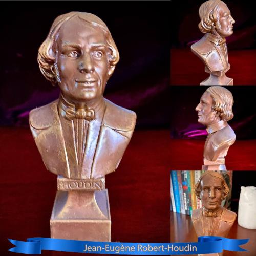 ​Бюст известного иллюзиониста и фокусника Жан Этьен Робер Удэн