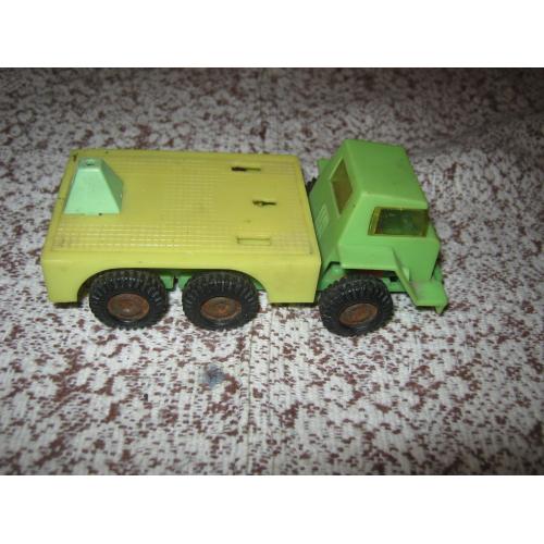 2.Машинка,СССР,пластик