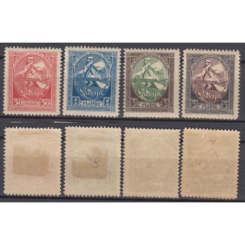 ЛАТВИЯ 1920 Национальные костюмы (*) Ми 42а-45а