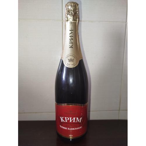 Коллекционное вино игристое Крым красное полусладкое Бахмут 
