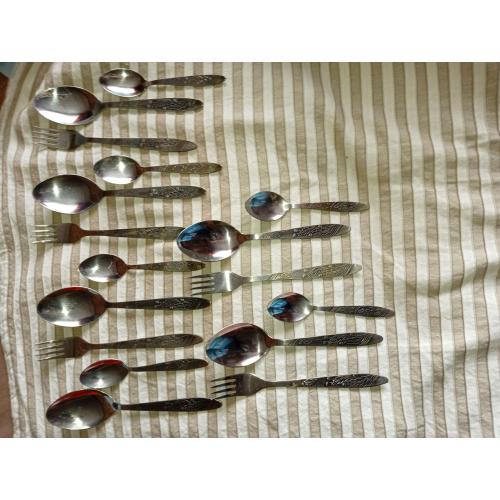 Коллекционный набор столовых приборов "Желудь" советских времен