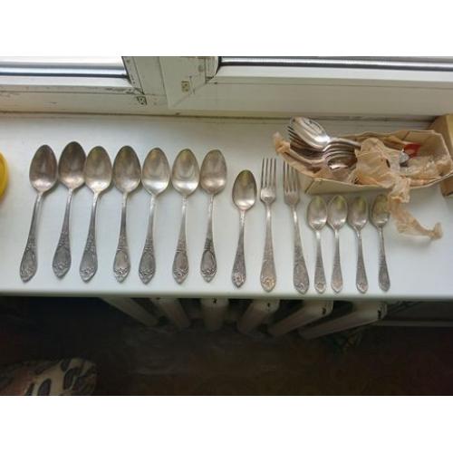 Столовый набор мельхиор 26 предметов: ложки, вилки, чайные