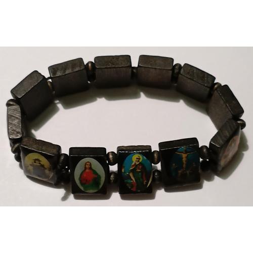 Браслет религиозный с изображениями иконок святых.