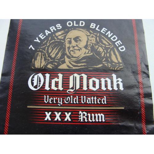 Этикетка от рома Old Monk Deluxe Rum XXX Matured 7 Years Old Vatted 