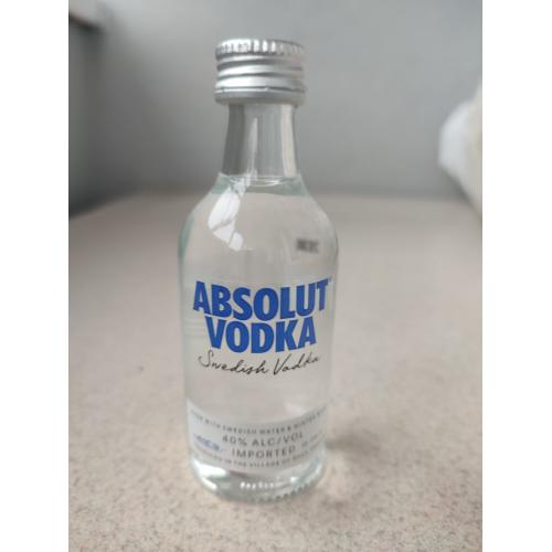 Водка Absolut 0,05l стекло с задней картинкой
