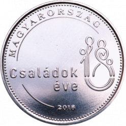 Монету в честь Года семьи выпустила Венгрия